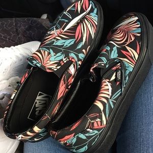 VANS RARE BLACK FLORAL SLIP ONS